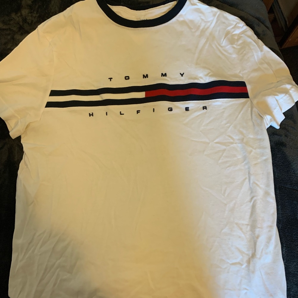 White Tommy Hilfiger T-Shirt
